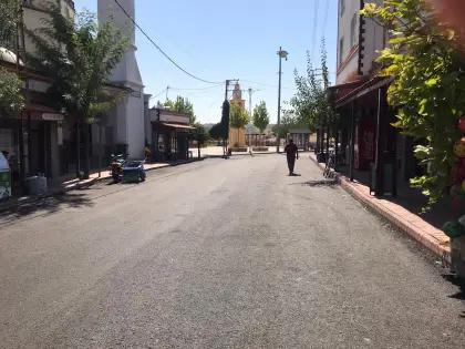 Diyarbakır Eğil ilçesinde yol yapım firması tarafından sıcak asfalt imalatı ve serimi komple başarıyla tamamlanmış konforlu yol projesi