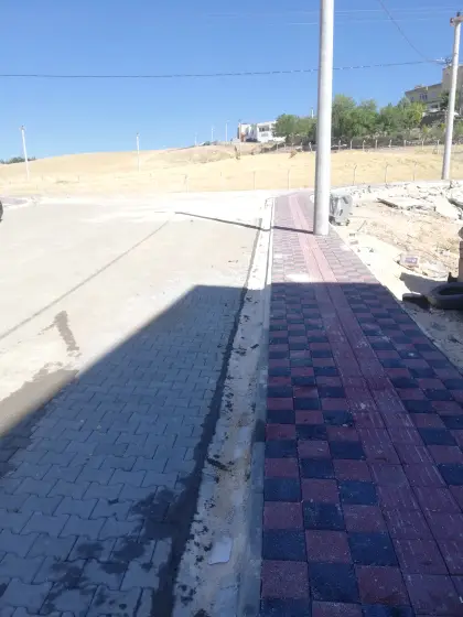 Diyarbakır yol parke firması oluk ile kilit taşı arası harç çekimi