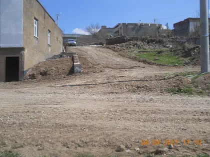 Mirayol İnşaat kilitli taş ve parke yol yapımı projesi başlangıç aşaması genel saha görünümü